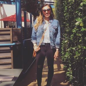 Meet your Posher, Argerie